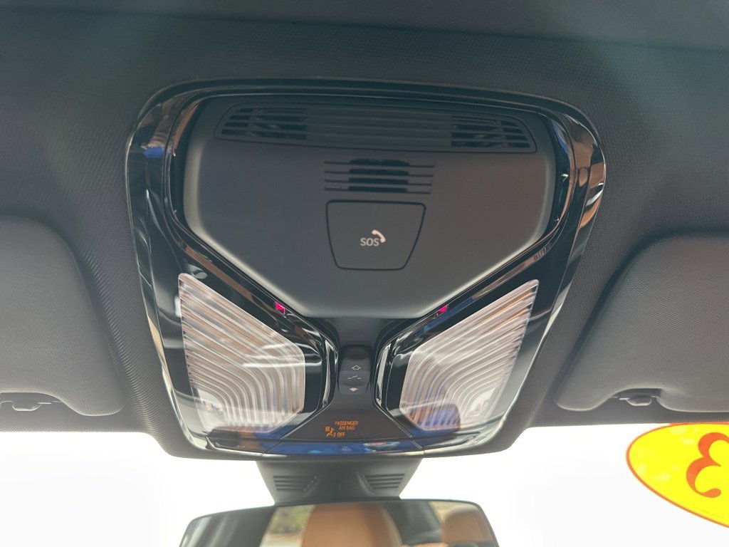 Used 2023 BMW 330e xDrive w/ Driving Assistance Package image 8