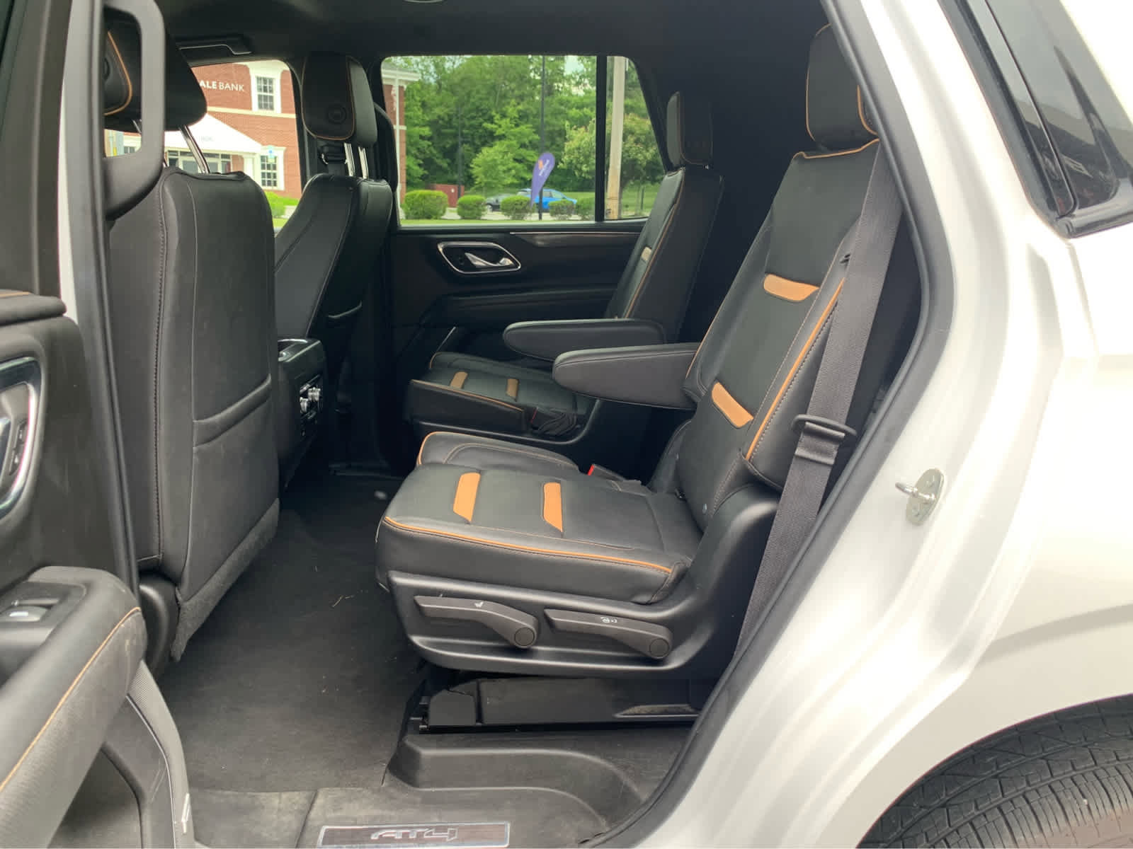 Used 2023 GMC Yukon AT4 w/ Max Trailering Package AWD/4WD image 25