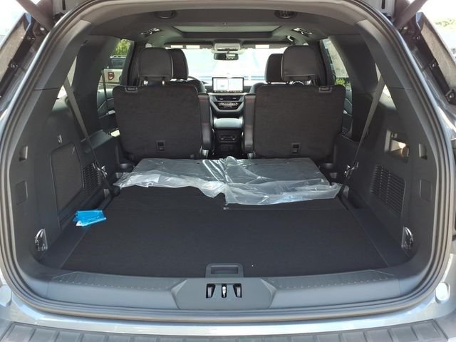 New 2027 Ford Explorer ST-Line w/ Premium Package AWD/4WD image 14
