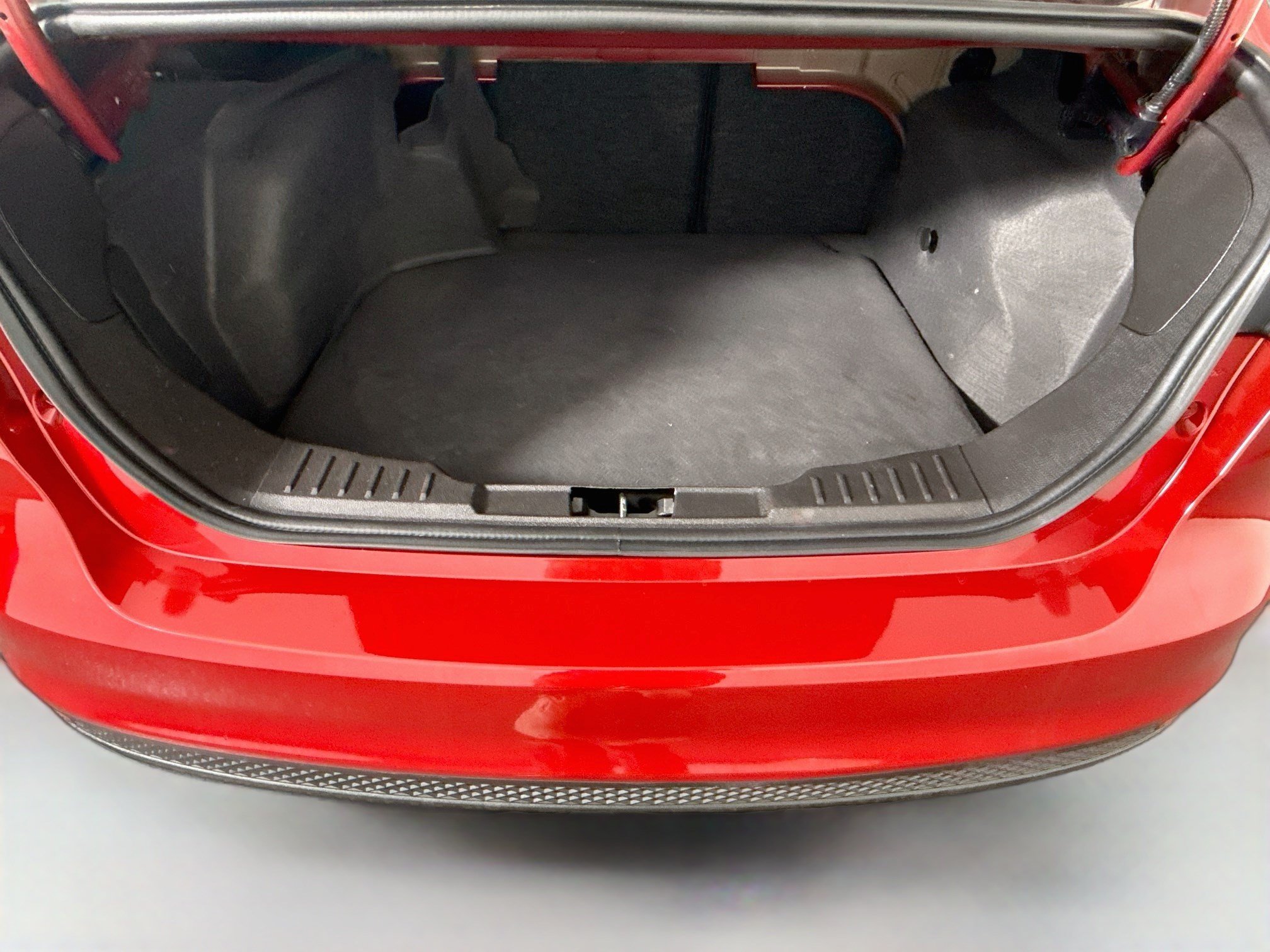 Used 2017 Ford Focus SE FWD image 34