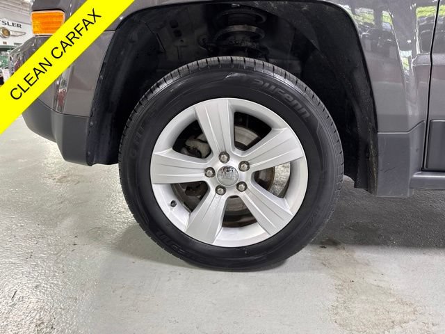 Used 2015 Jeep Patriot Limited AWD/4WD image 9