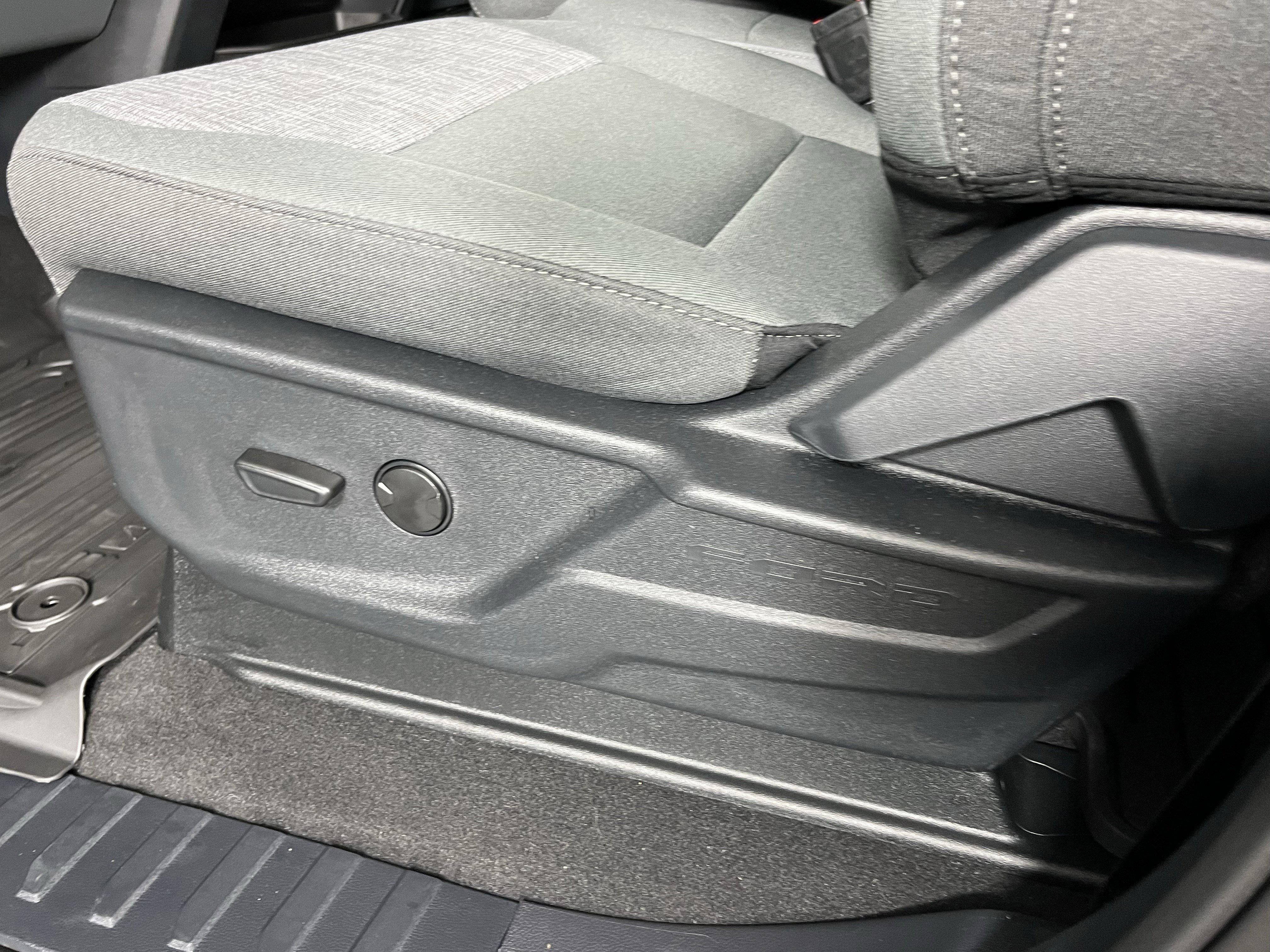 New 2026 Ford F250 XLT w/ Tremor Off-Road Package image 16