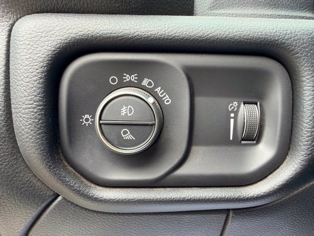 Certified 2026 RAM 2500 Big Horn AWD/4WD image 17