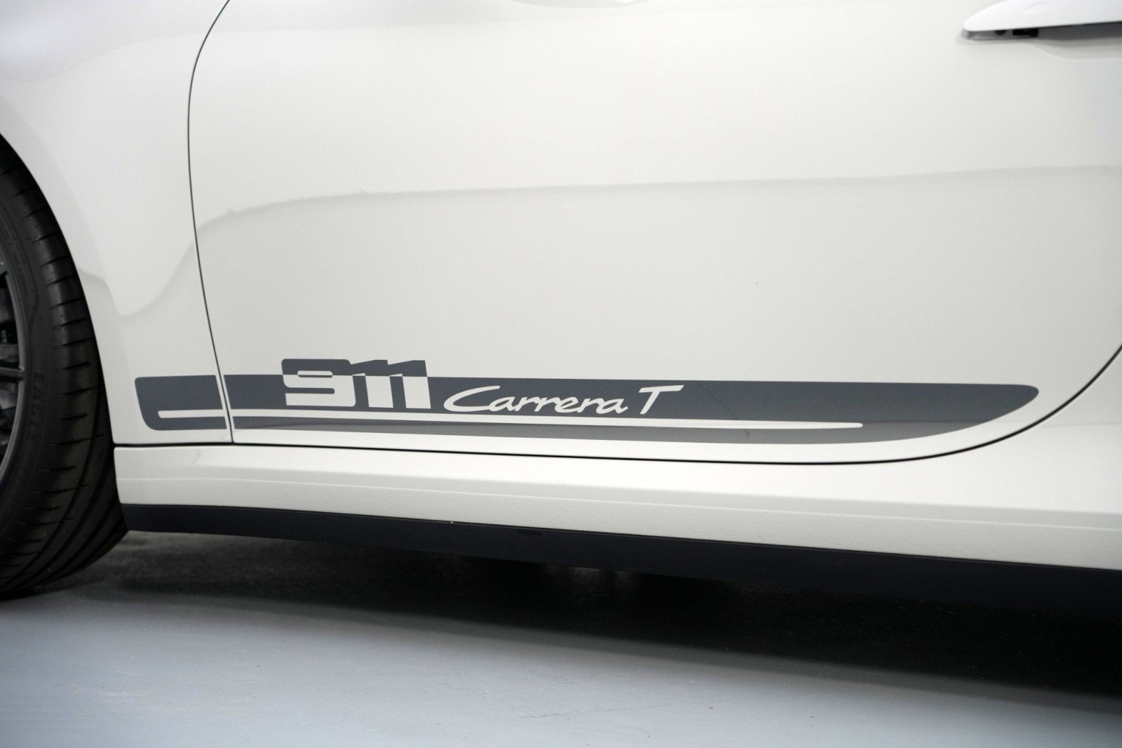Used 2024 Porsche 911 Carrera T RWD image 51