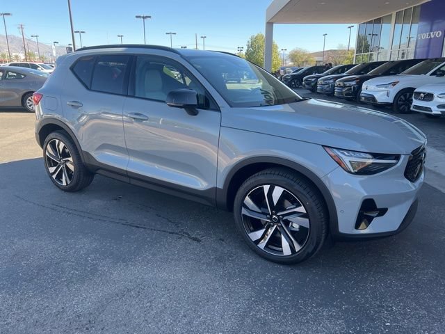 New 2026 Volvo XC40 B5 Ultra w/ Climate Package AWD/4WD image 1