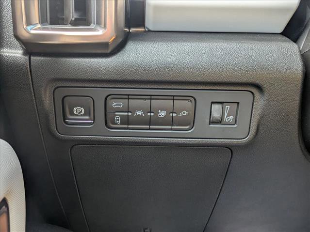 New 2025 GMC Hummer EV 2X image 16