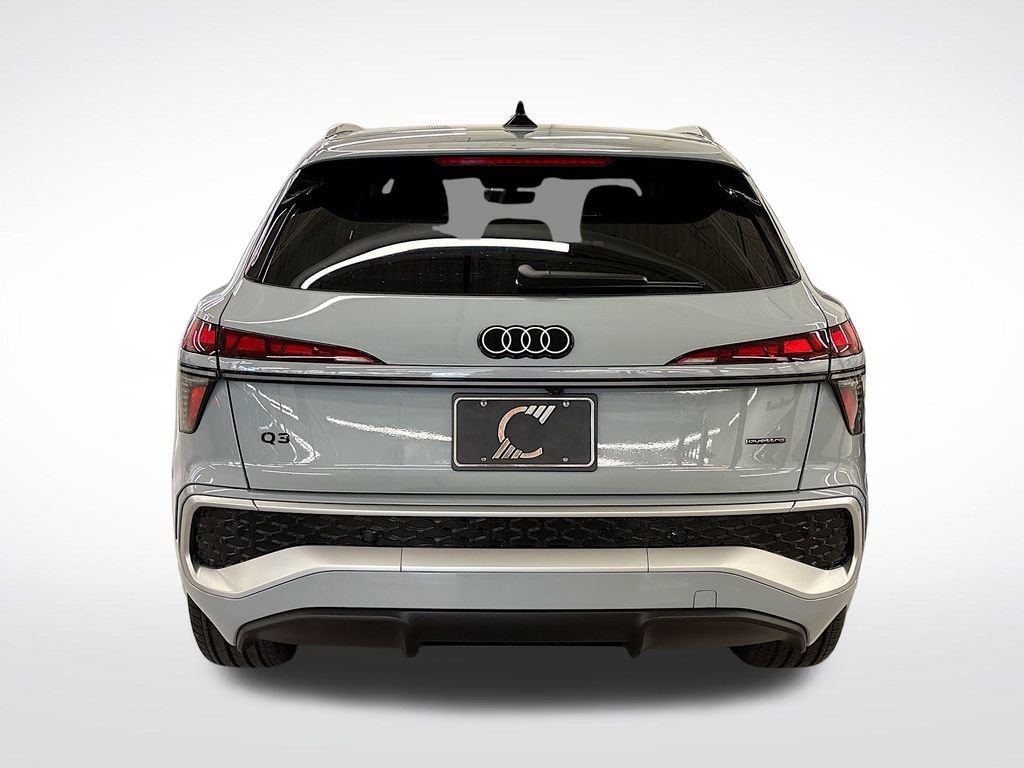 New 2026 Audi Q3 quattro 2.0T image 4