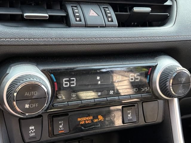 Used 2019 Toyota RAV4 XLE Premium w/ Cold Weather Package AWD/4WD image 18