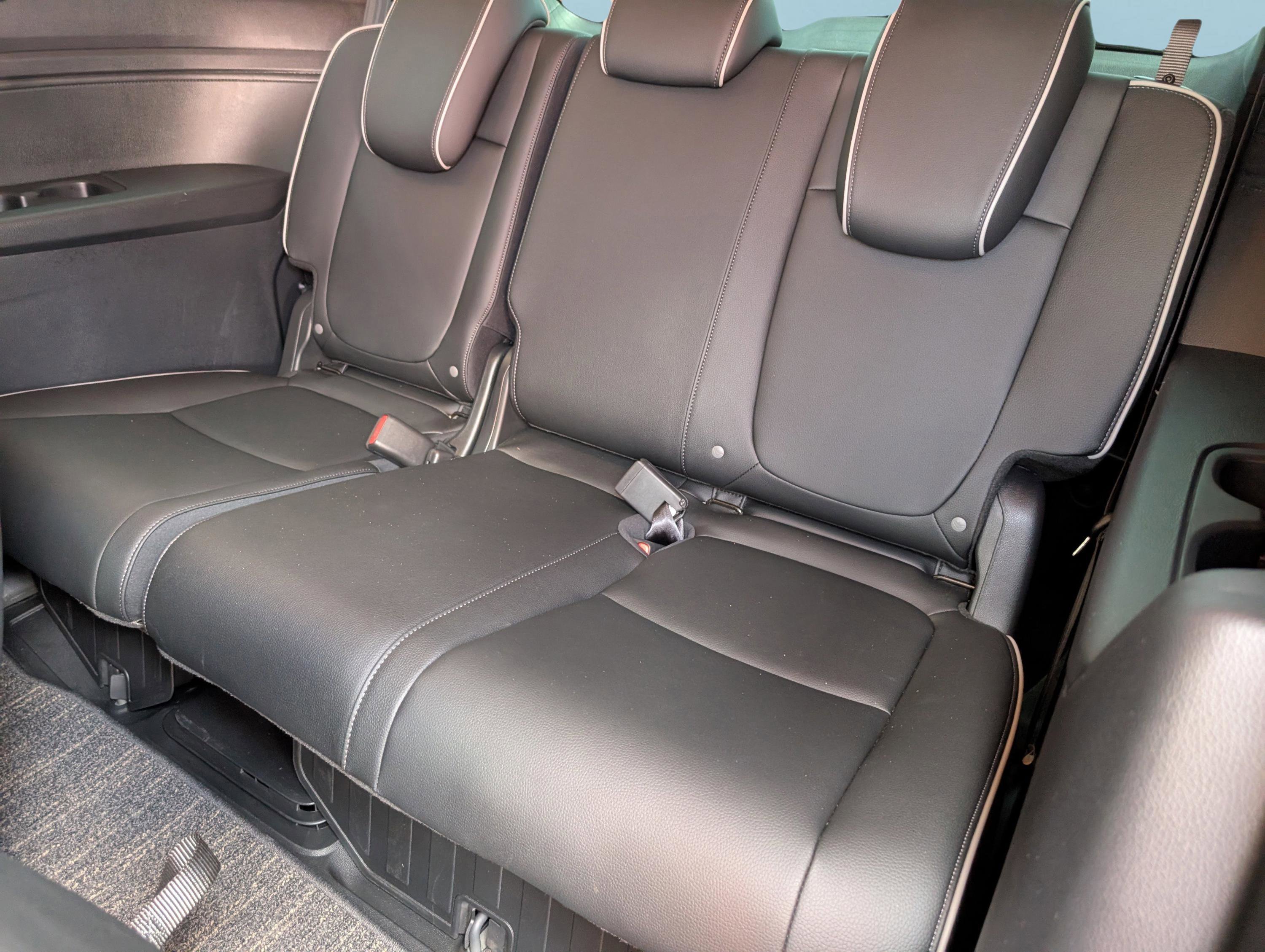 Used 2025 Honda Odyssey Elite image 14