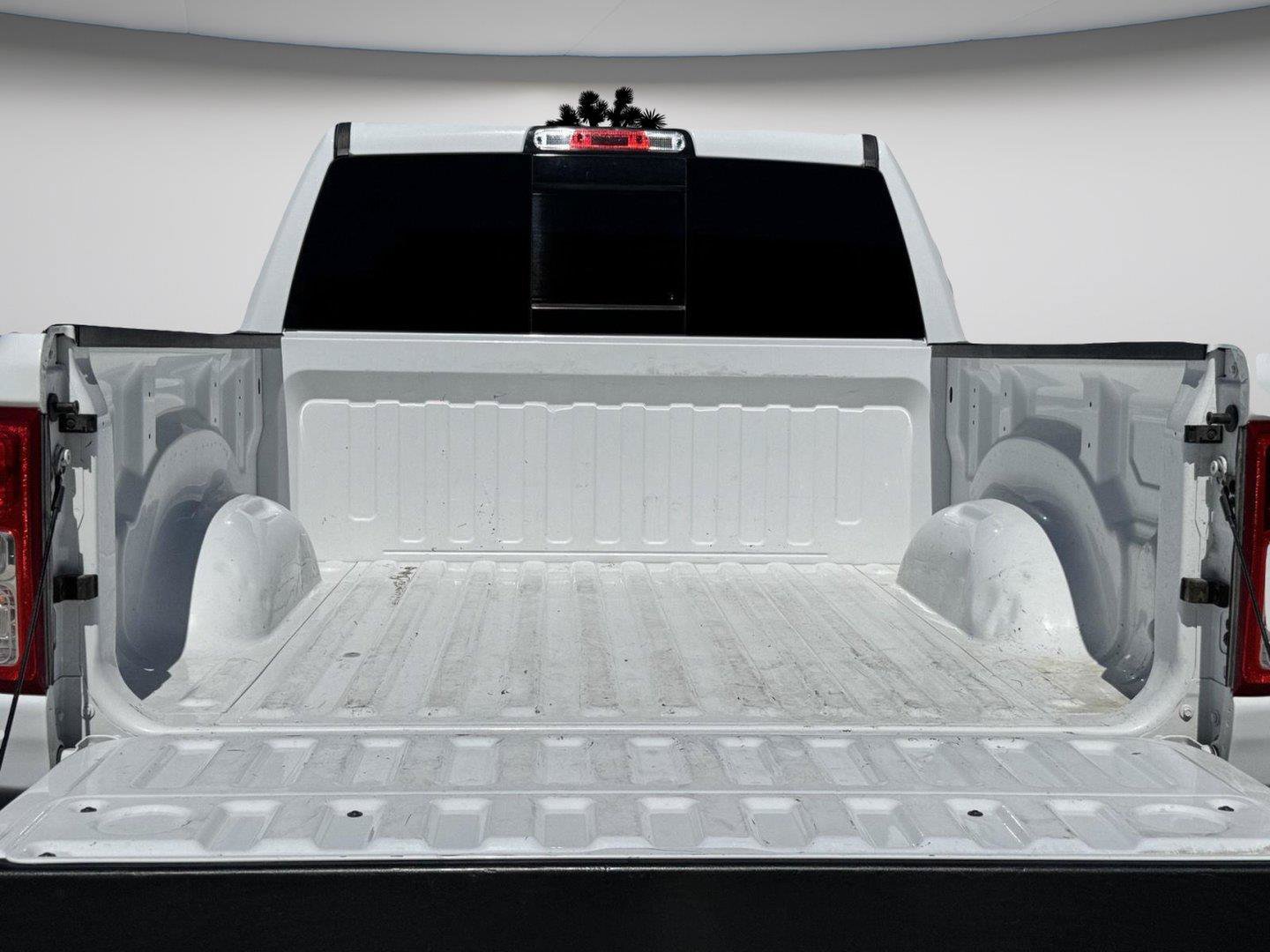 Used 2021 RAM 1500 Big Horn RWD image 16