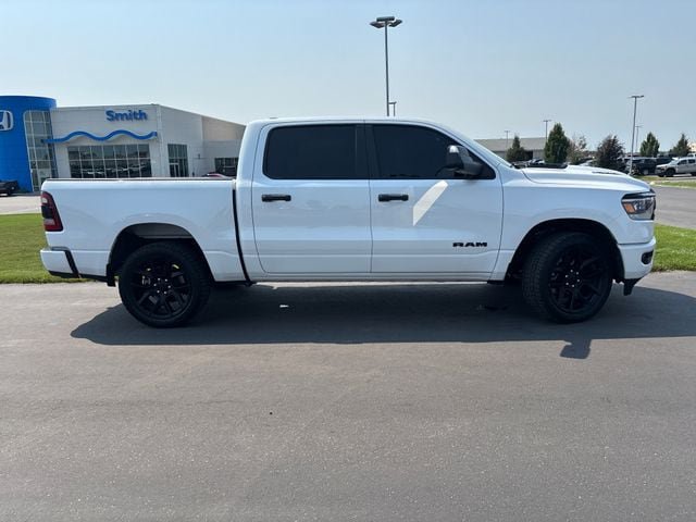Used 2024 RAM 1500 Laramie AWD/4WD image 3