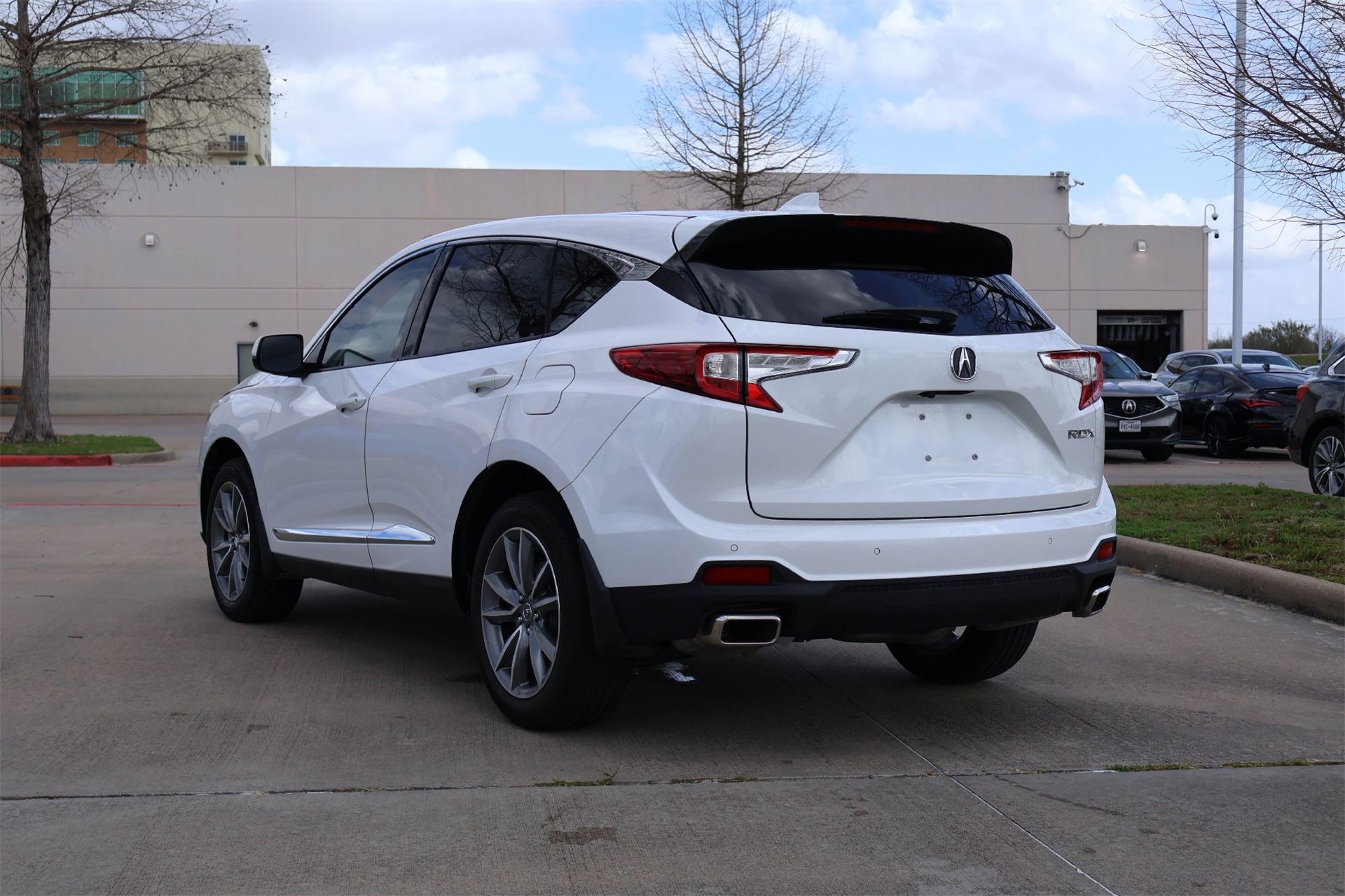 Used 2023 Acura RDX w/ Technology Package image 4
