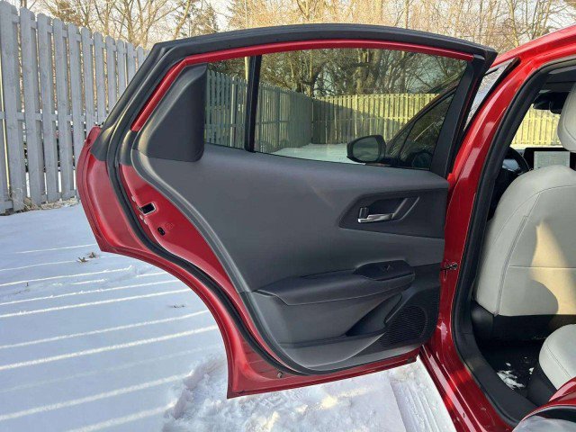 Used 2023 Toyota Prius XLE image 21