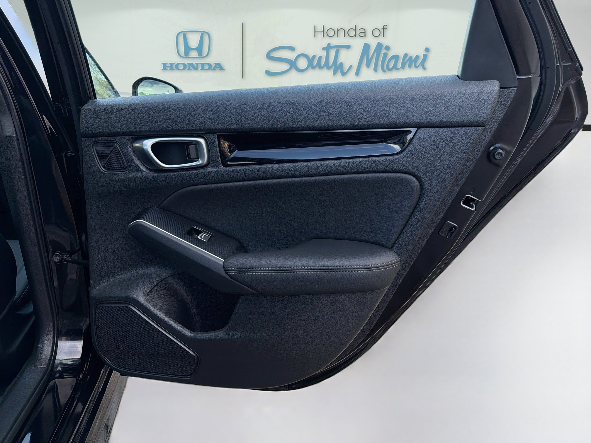 Used 2025 Honda Civic Sport image 31