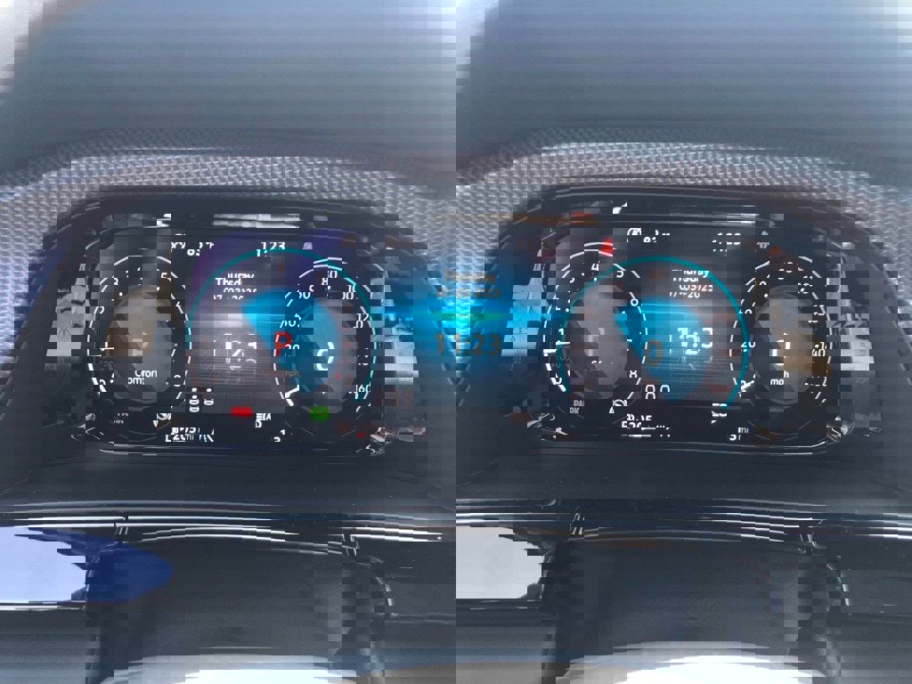 New 2025 Volkswagen Atlas Cross Sport SEL image 22