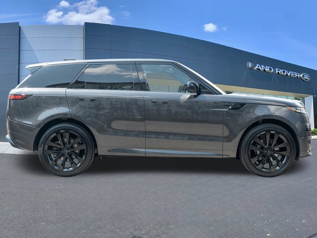 Certified 2026 Land Rover Range Rover Sport Dynamic SE AWD/4WD image 8