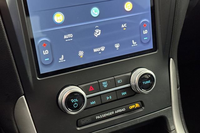 Used 2024 Ford Edge SEL image 31