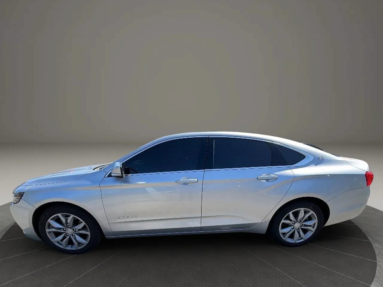 Used 2019 Chevrolet Impala LT FWD image 8