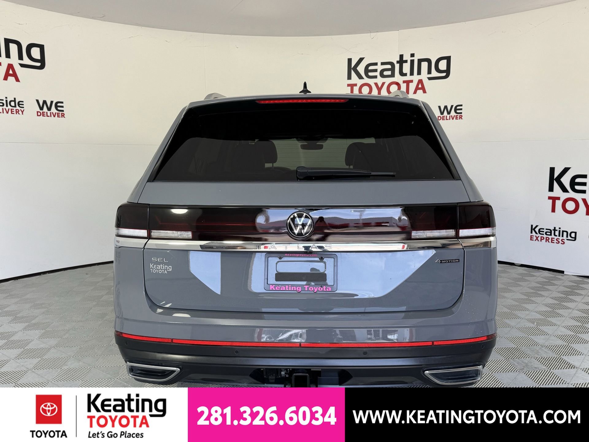 Used 2025 Volkswagen Atlas SEL AWD/4WD image 6