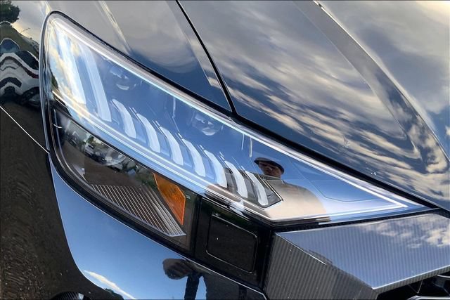 Used 2024 Audi RS Q8 w/ Black Optic Package AWD/4WD image 28