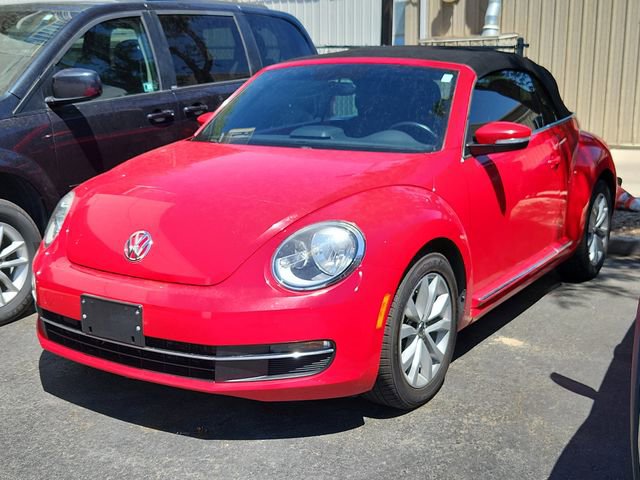 Used 2014 Volkswagen Beetle TDI FWD image 3
