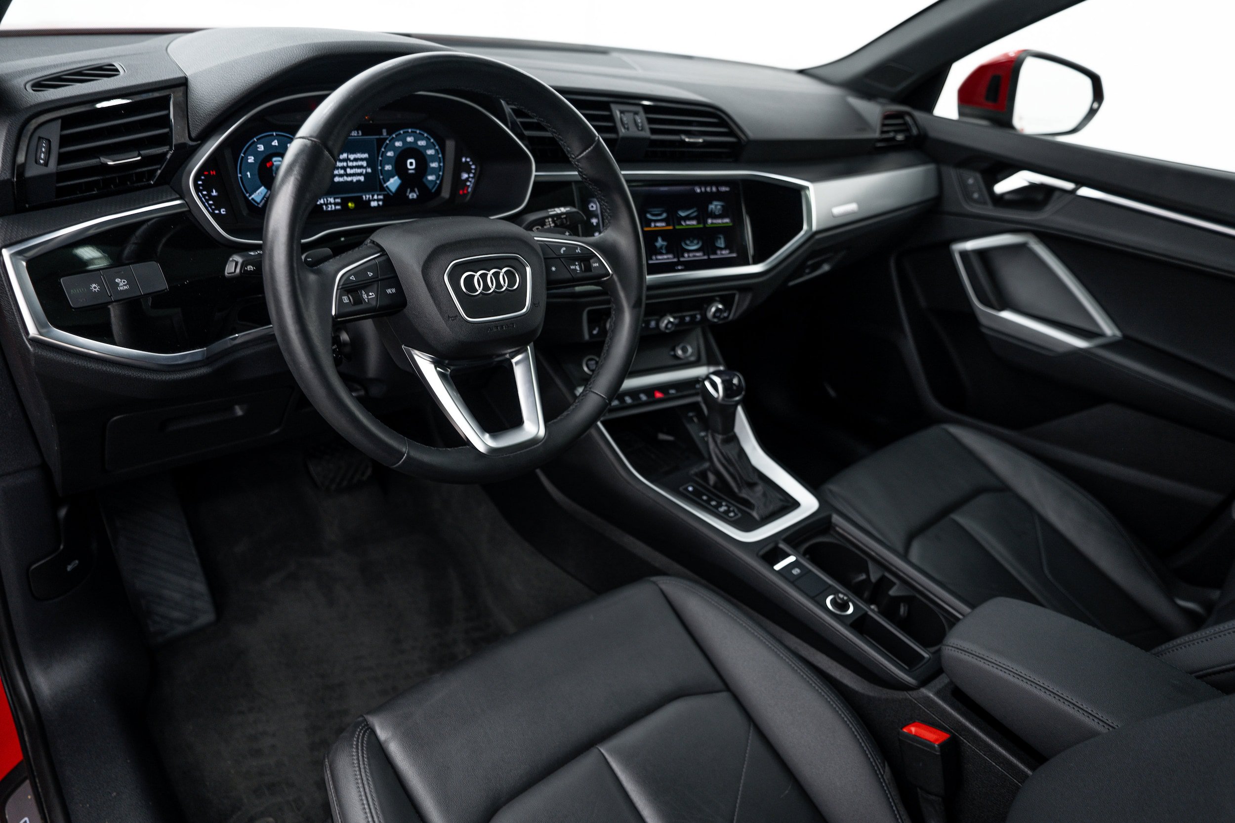 Certified 2023 Audi Q3 2.0T Premium Plus w/ Premium Plus Package AWD/4WD image 8