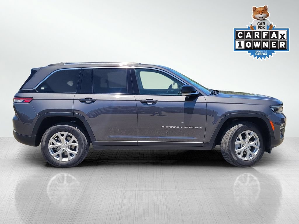 Used 2023 Jeep Grand Cherokee Limited AWD/4WD image 3