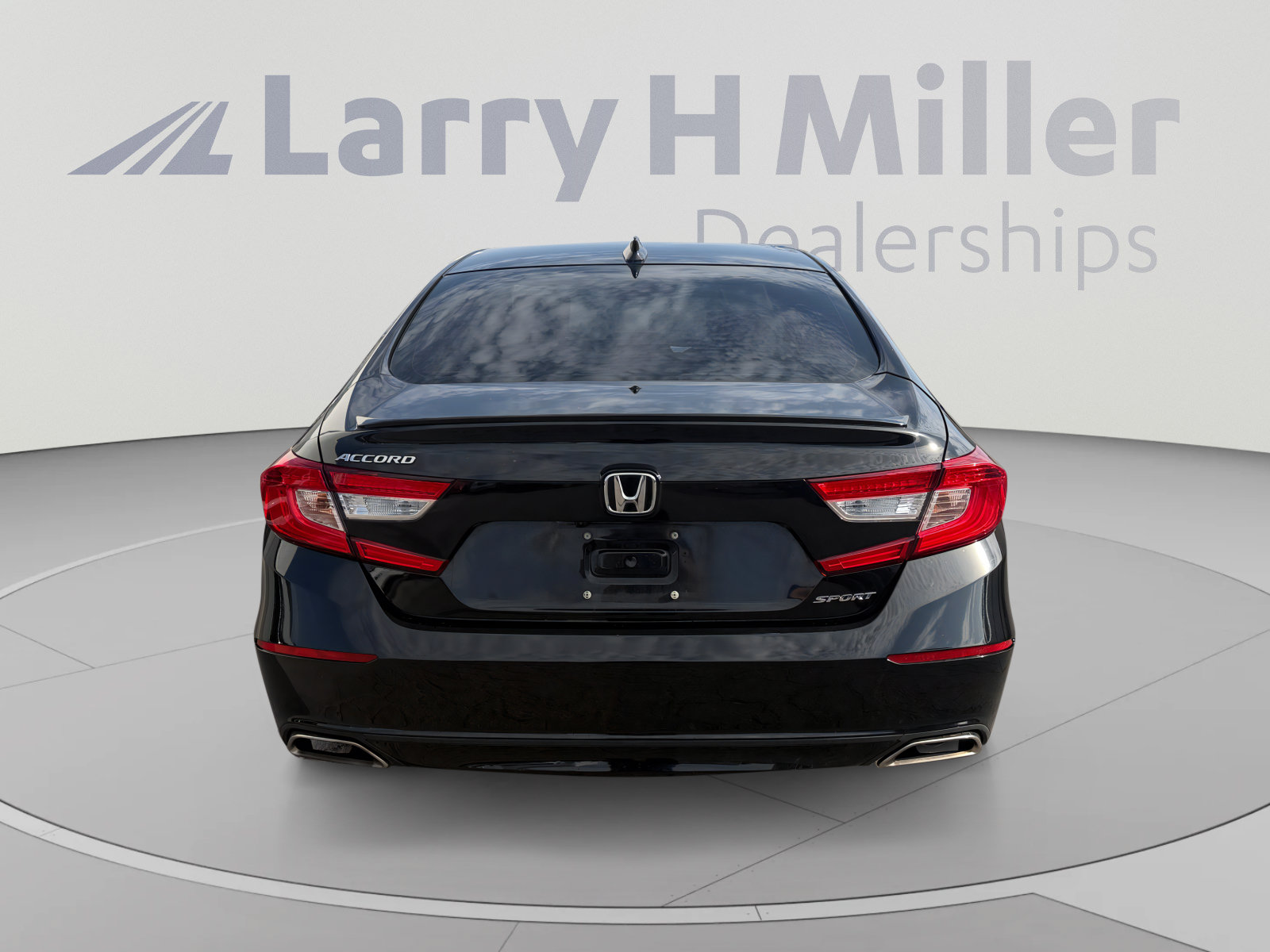 Used 2022 Honda Accord Sport image 4