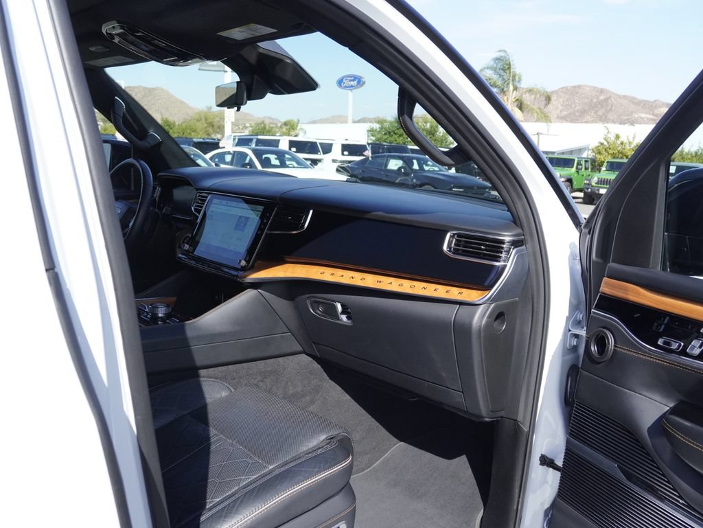 Certified 2024 Jeep Grand Wagoneer L Series III AWD/4WD image 29