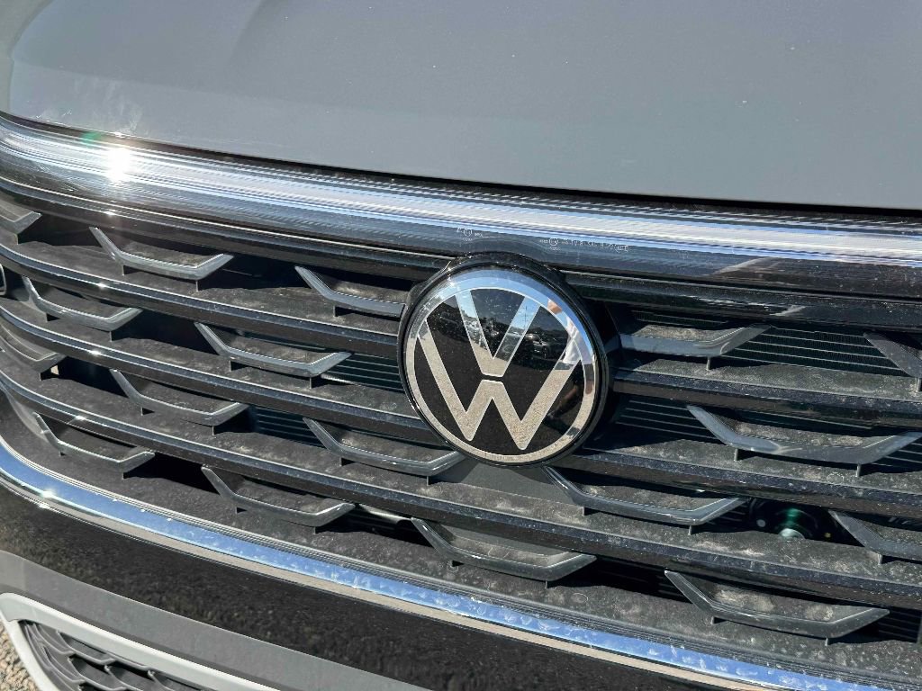 New 2026 Volkswagen Atlas Cross Sport SEL image 10