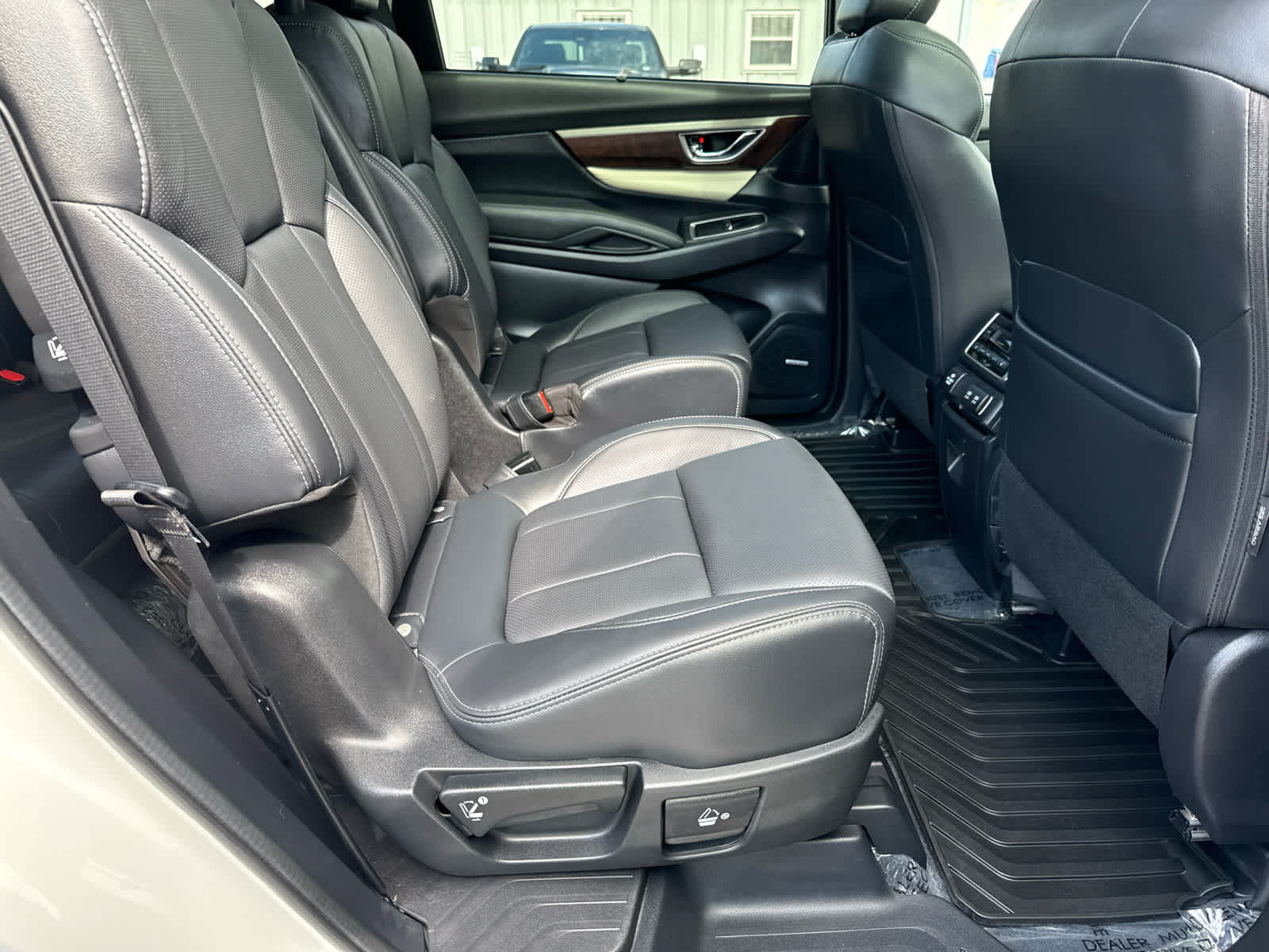 Used 2021 Subaru Ascent Touring w/ Popular Package #2 AWD/4WD image 14