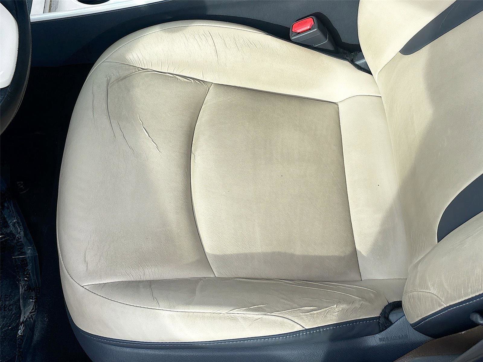 Used 2016 Toyota Prius Four image 20