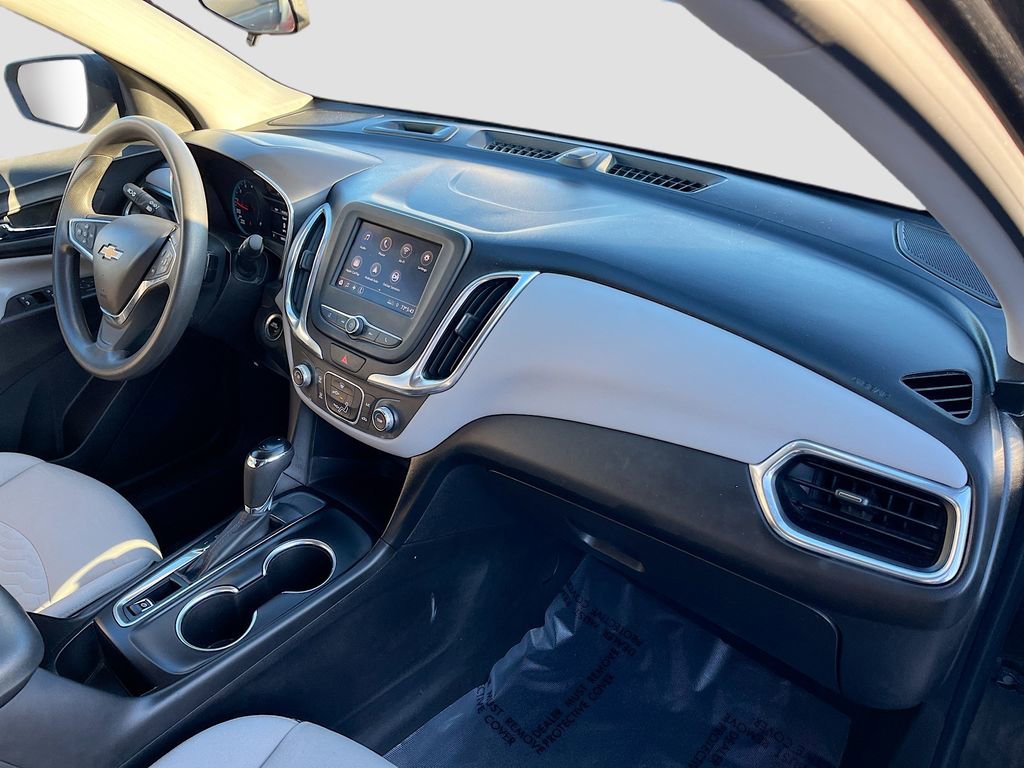 Used 2021 Chevrolet Equinox LS w/ LPO, Blackout Package image 26