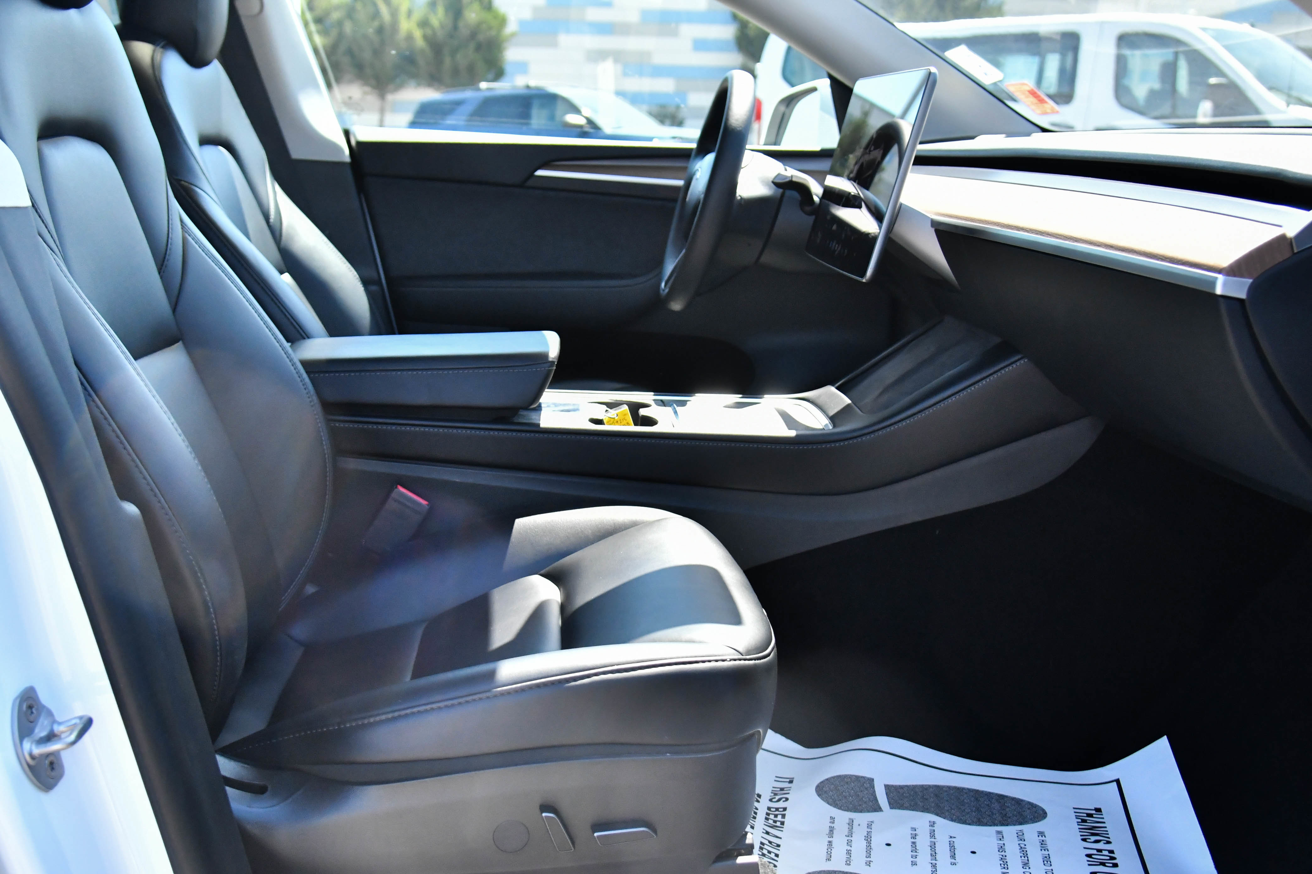 Used 2023 Tesla Model Y Long Range AWD/4WD image 46