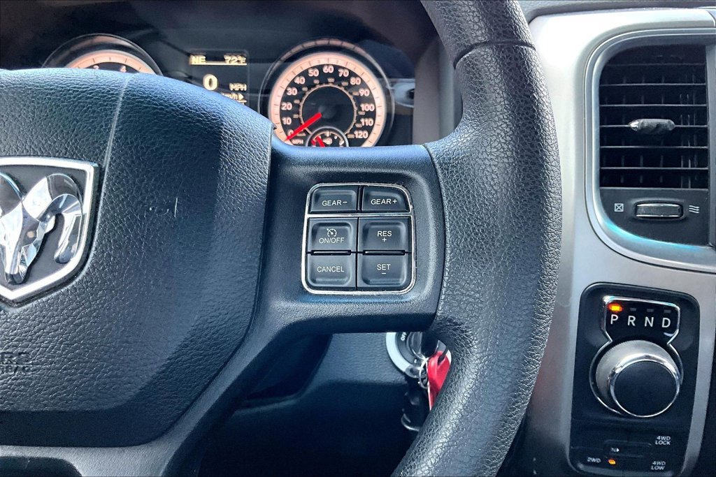 Used 2018 RAM 1500 Classic SLT AWD/4WD image 18