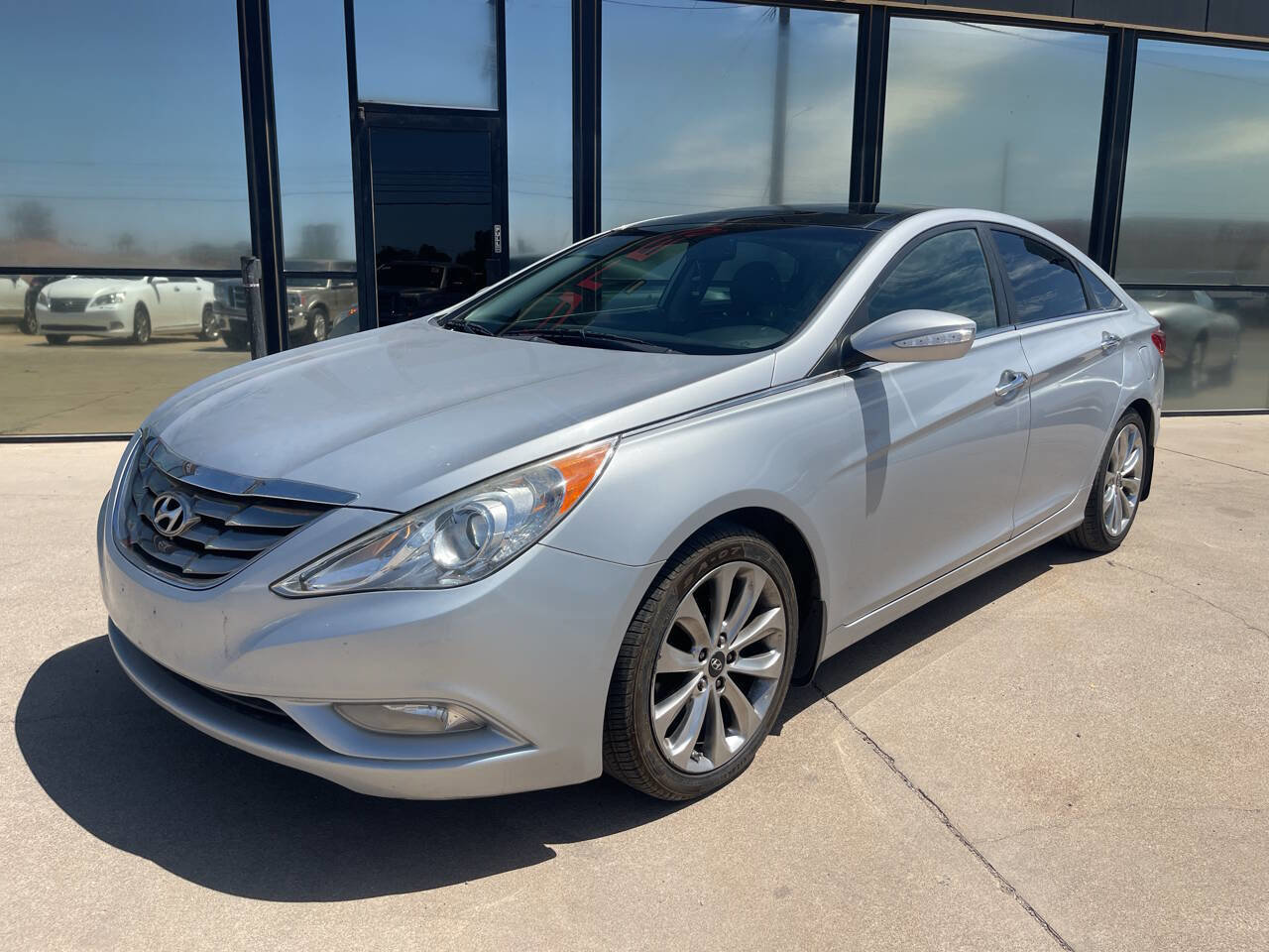 Used 2012 Hyundai Sonata Limited image 2