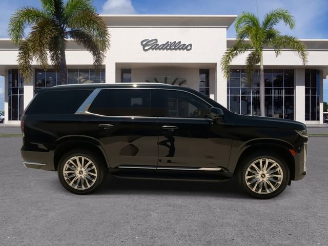 Used 2021 Cadillac Escalade Premium Luxury RWD image 16