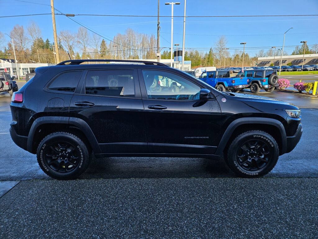 Used 2022 Jeep Cherokee Trailhawk w/ Trailer Tow Group AWD/4WD image 6