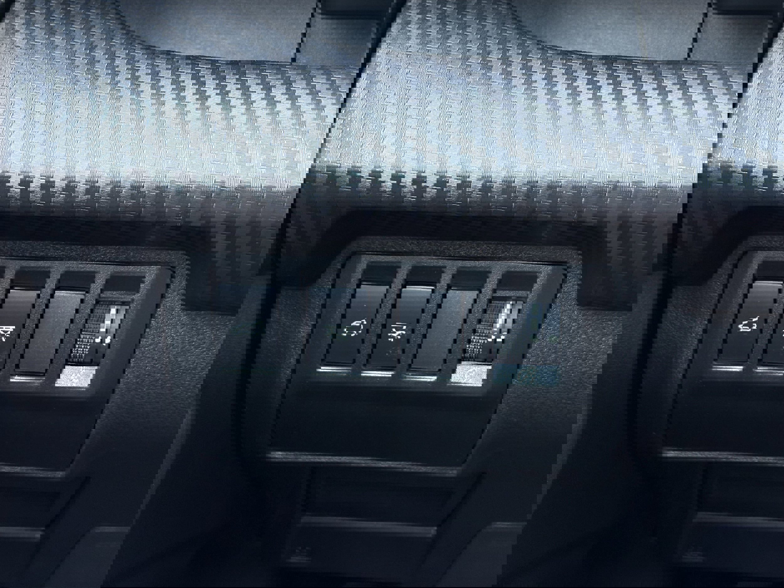 Certified 2025 Subaru Ascent Premium image 17