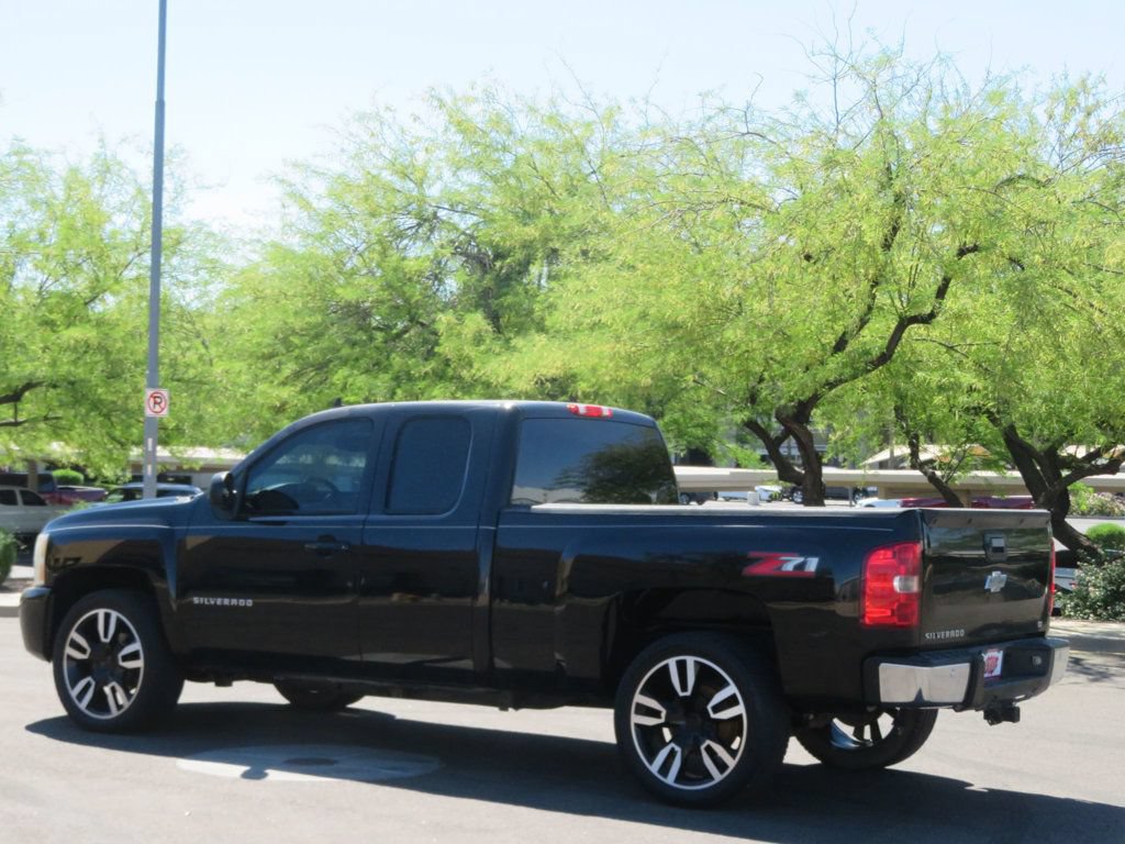 Used 2013 Chevrolet Silverado 1500 LT w/ All-Star Edition RWD image 5