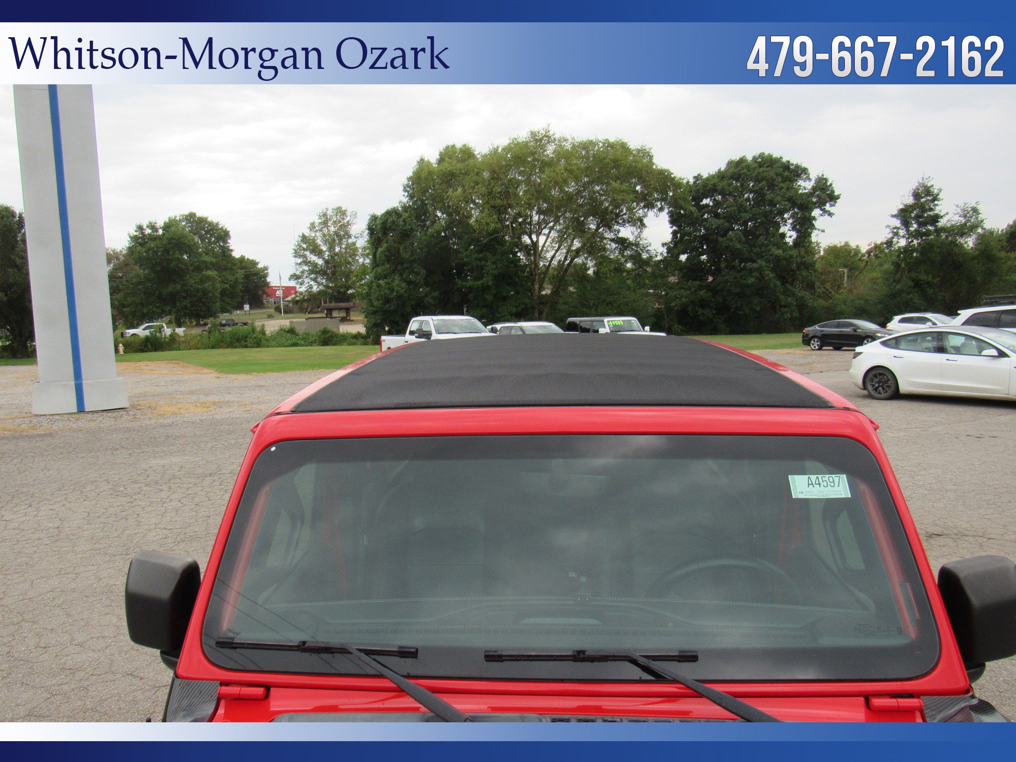 Used 2022 Jeep Wrangler Unlimited Sahara w/ Cold Weather Group AWD/4WD image 25