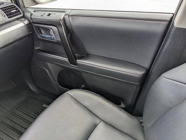 Used 2021 Toyota 4Runner TRD Off-Road Premium AWD/4WD image 18