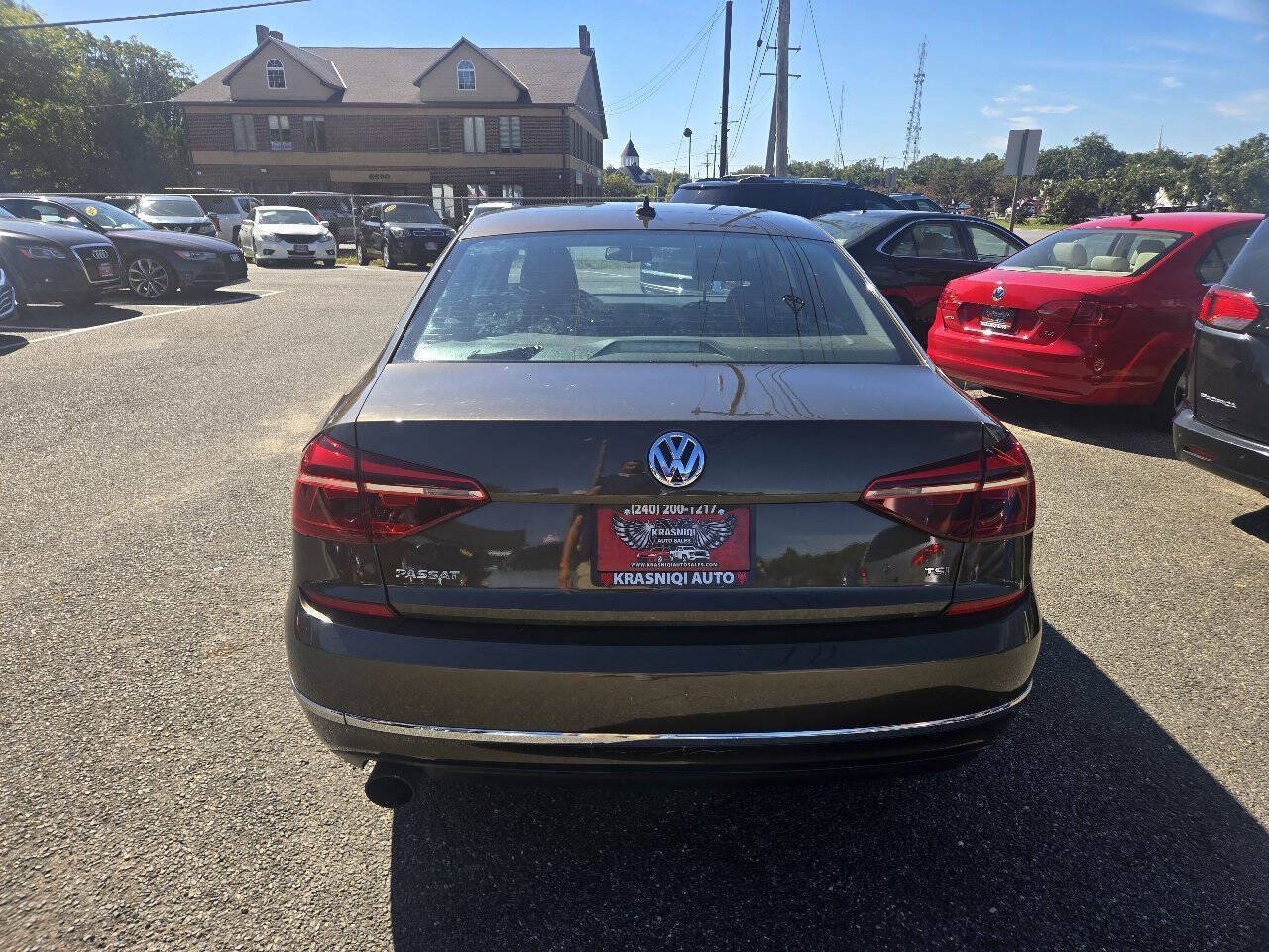 Used 2019 Volkswagen Passat 2.0T Wolfsburg FWD image 8