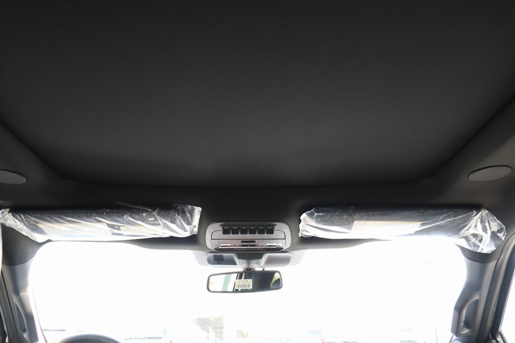 New 2025 Ford F250 Platinum image 31