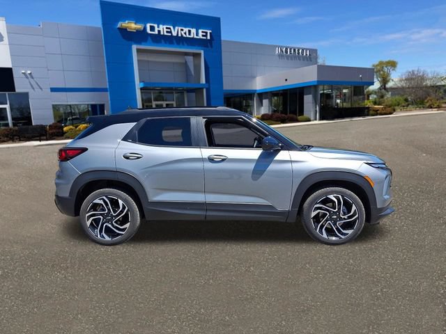 Used 2025 Chevrolet TrailBlazer RS w/ Convenience Package AWD/4WD image 28