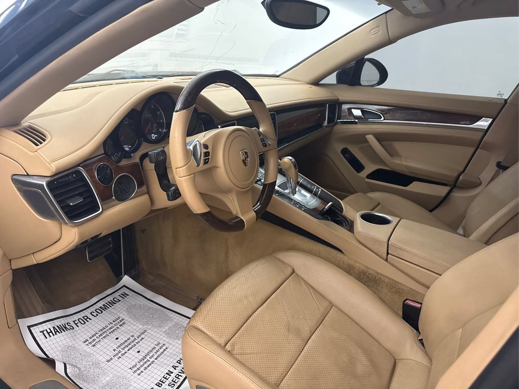 Used 2012 Porsche Panamera 4 image 9