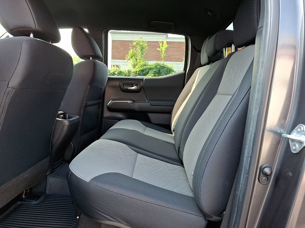 Certified 2023 Toyota Tacoma TRD Sport AWD/4WD image 10
