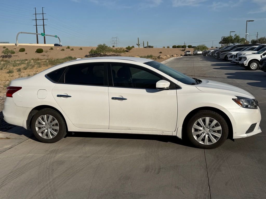 Used 2016 Nissan Sentra SV image 5