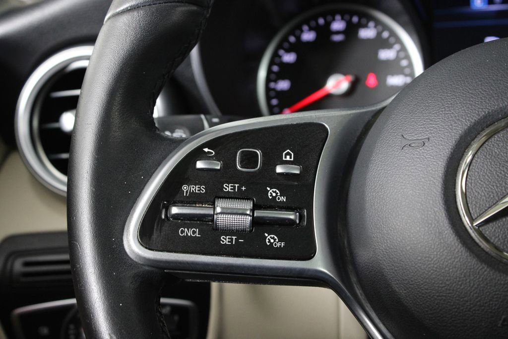 Used 2022 Mercedes-Benz GLC 300 GLC 300 image 26