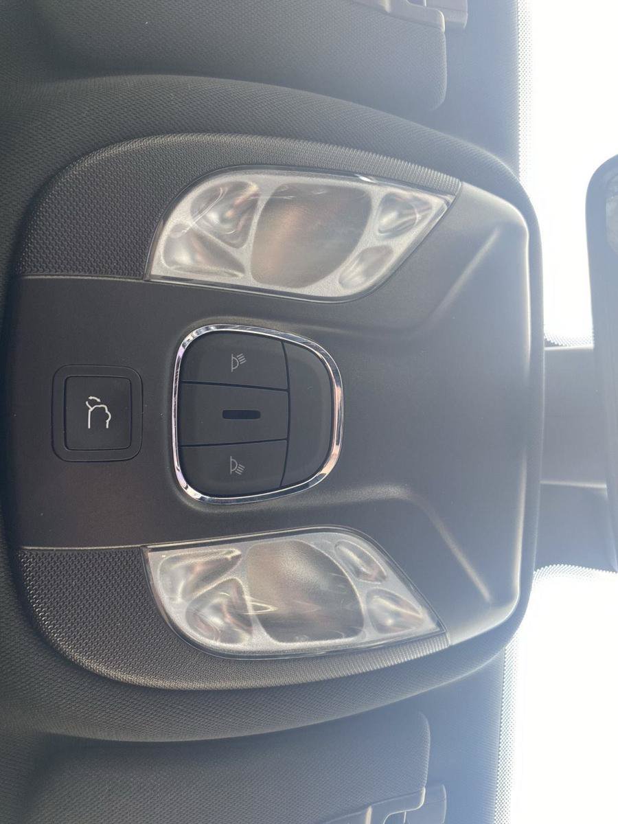 Used 2023 Jeep Compass Limited w/ Elite Group AWD/4WD image 28